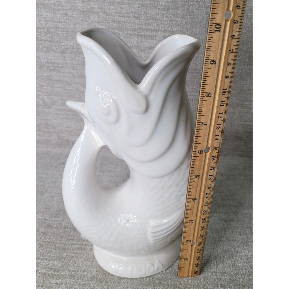 Dartmouth Pottery Bermuda White Gluggle Jug Fish Gurgling Pitcher 9 1/2" Vase - Picture 8 of 8